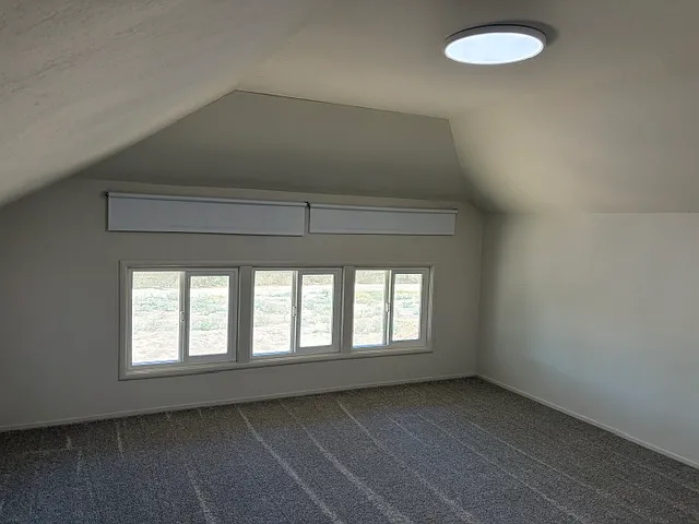 3101 Iowa Ave — Photo 11