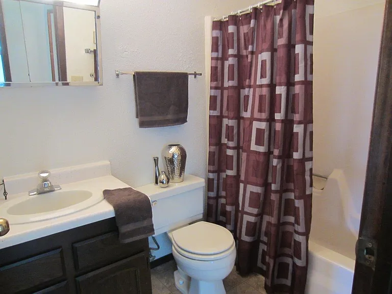 Dakota Village Apartments — Photo 11