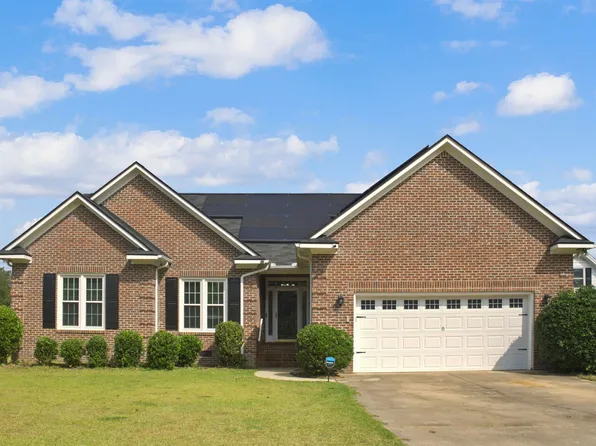 1009 Spanish Moss Ln, Garner, NC 27529