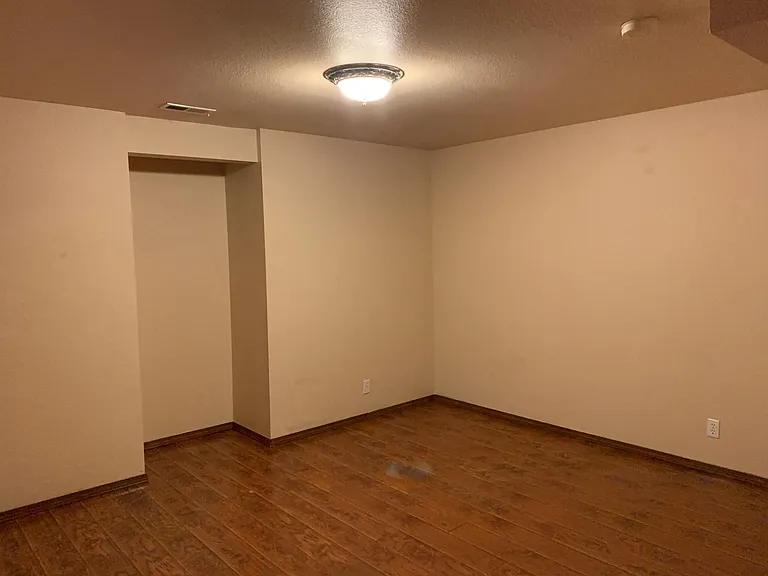 740 Maroonglen Ct — Photo 18