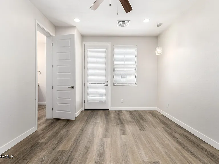4236 N 27th St #38 — Photo 10