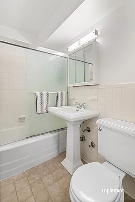 Sold by Triplemint | media 7