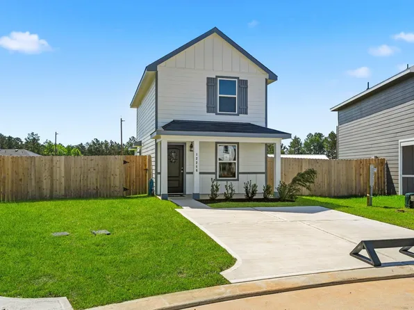 12246 Shield Crest Ct, Willis, TX 77378