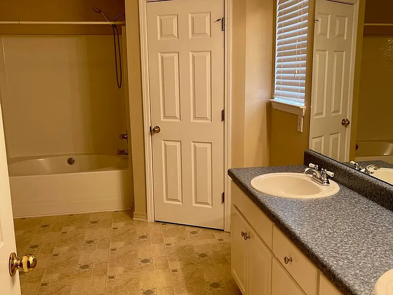 6052 Meursalt Rd — Photo 7