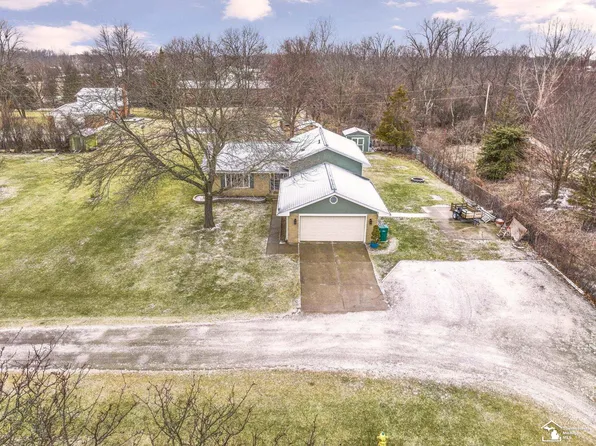 14834 Huron River Dr, Brownstown, MI 48173