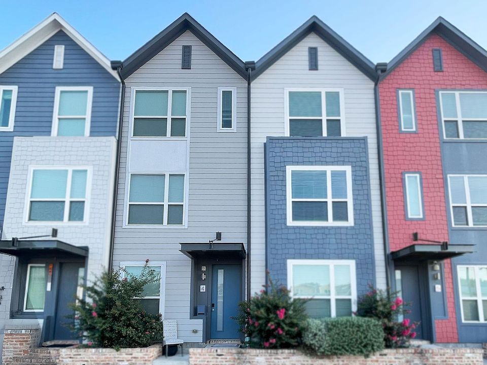 1st image of 301 Lamar St