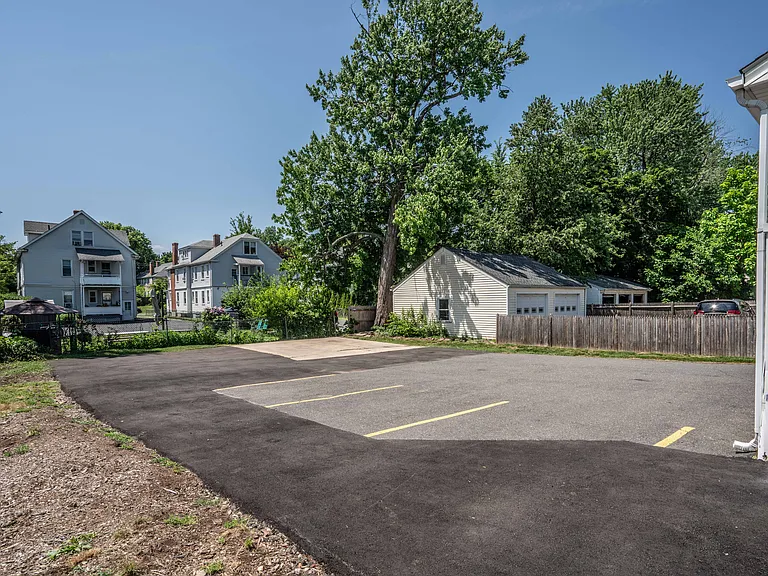 45 Maplewood Ave #3 — Photo 15