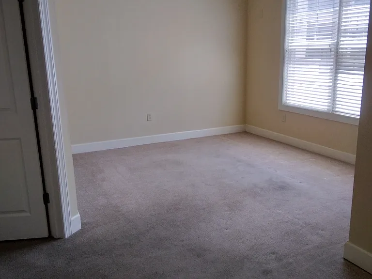 155 E Broad St #204 — Photo 6