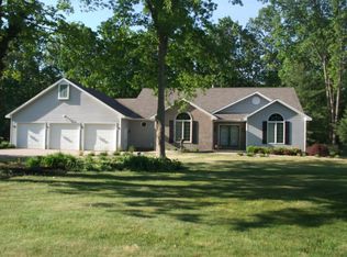 3223 N Riverwood Dr, Twin Lake, MI 49457