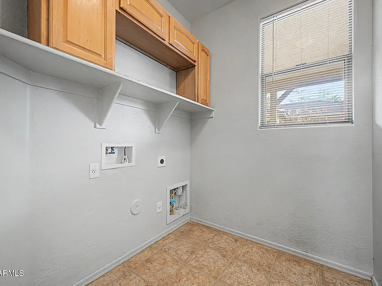 3060 E Ravenswood Dr — Photo 19