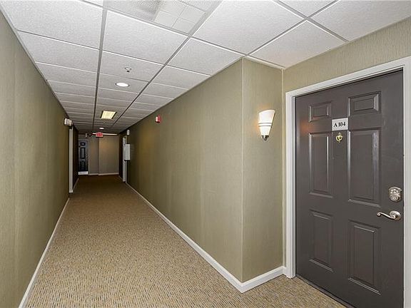 3rd image of 1075 Peachtree Walk NE Unit A104