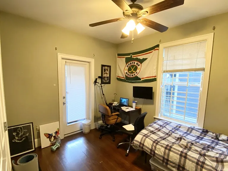 178 Hillside St #1A — Photo 4