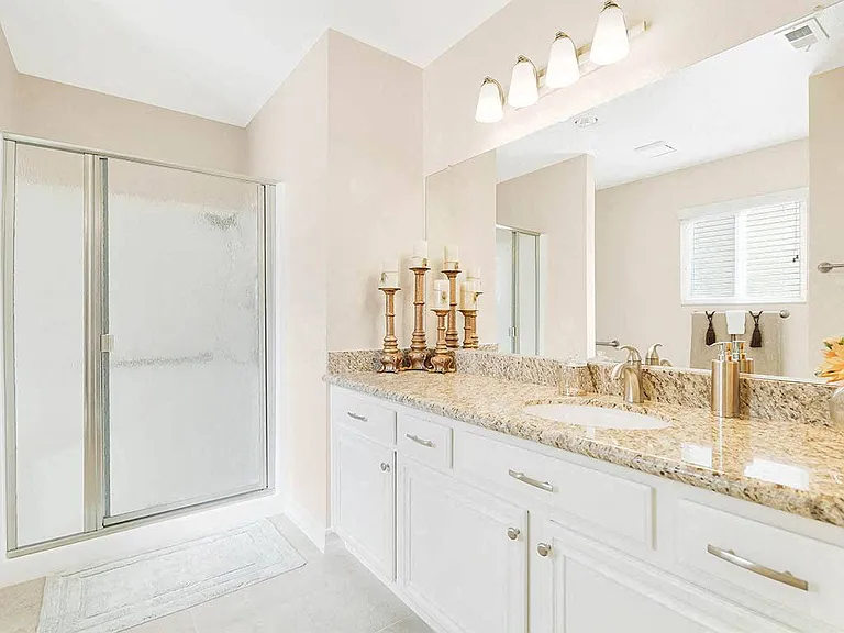 Westmont Village Homes — Photo 9