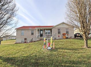 907 Autumn Knoll Pl, Festus, MO 63028