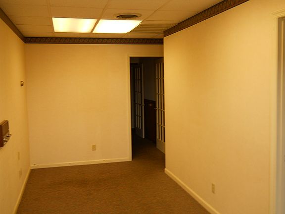 2nd image of 5805 Lee Hwy Ste 203