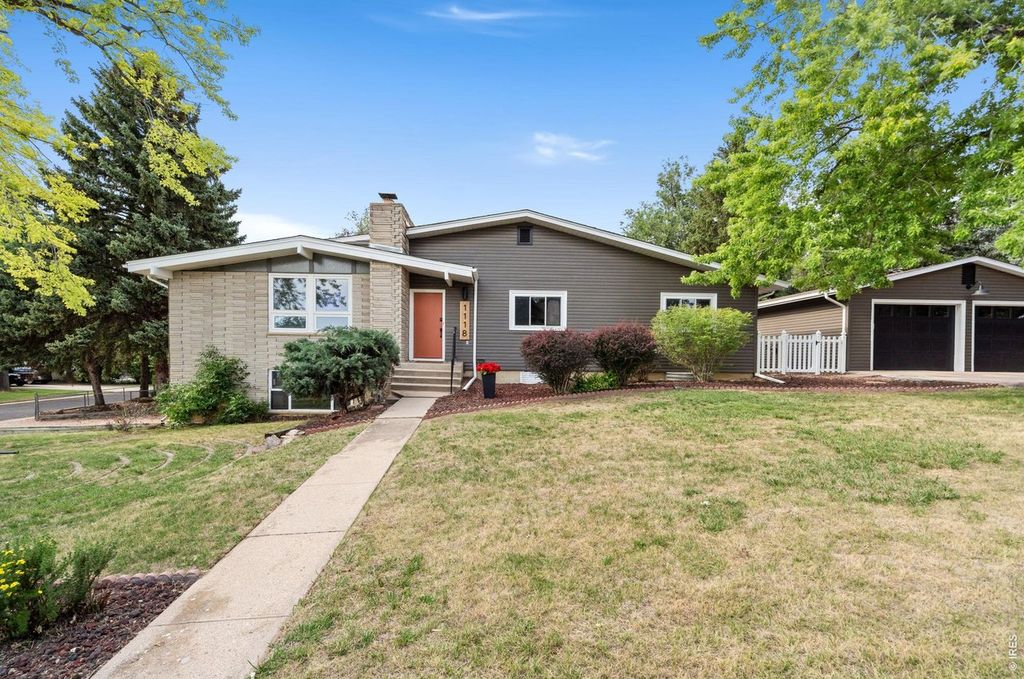 1118 Ridgelawn Dr