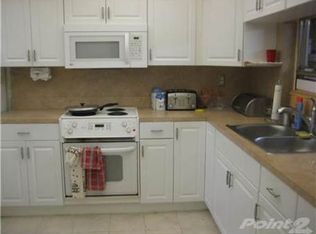 8540 NW 11th Ct, Pembroke Pines, FL 33024