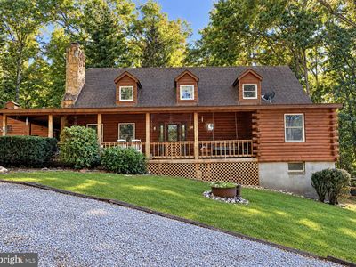 650 Marpete Dr, Hampstead, MD 21074