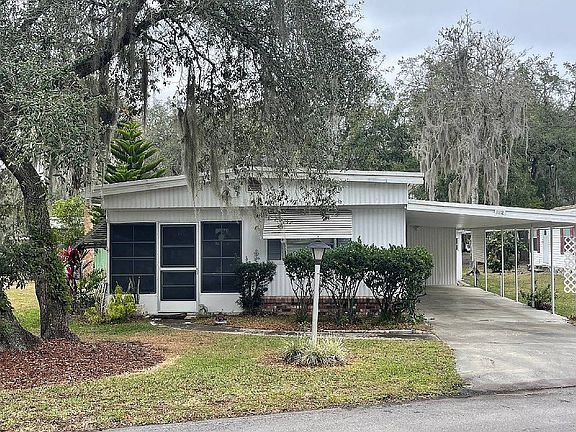 2nd image of 122 Hill Cir