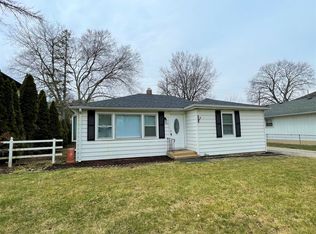 228 S Quentin Rd, Palatine, IL 60067