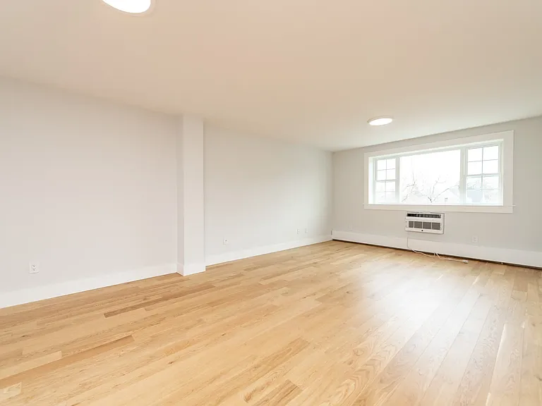 162 Summer St #43 — Photo 4