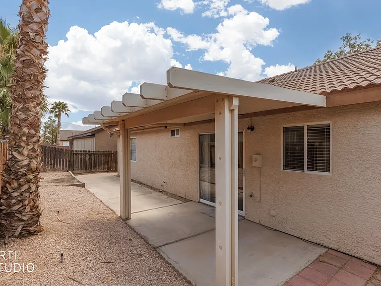 841 Tucson St — Photo 19