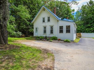 37 Chadbourne Rd, Standish, ME 04084