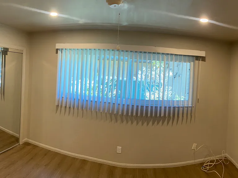 503 N Ventura Street Apt 5 Bedroom_06182025