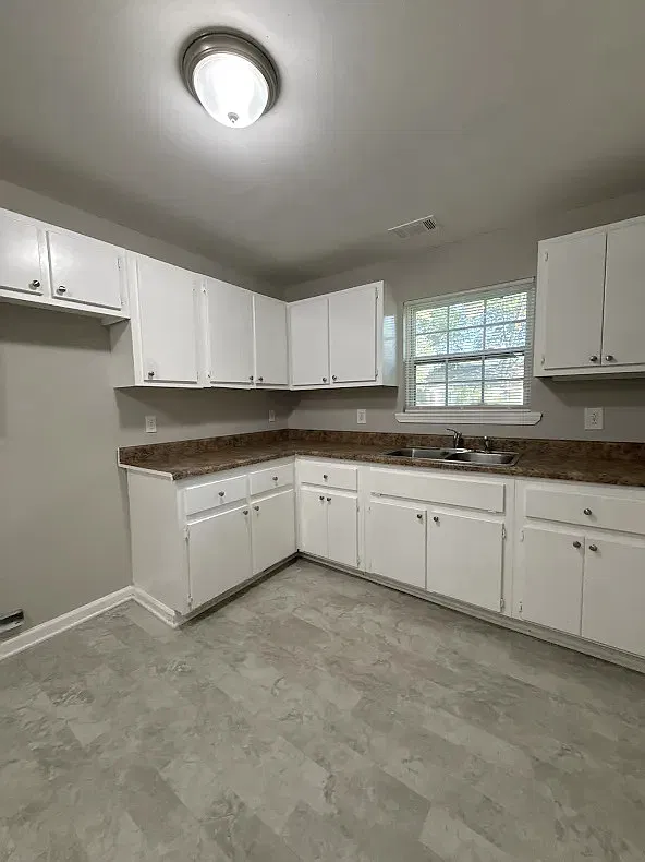 2 bed, 1728 sqft, $1,495 — Photo 3