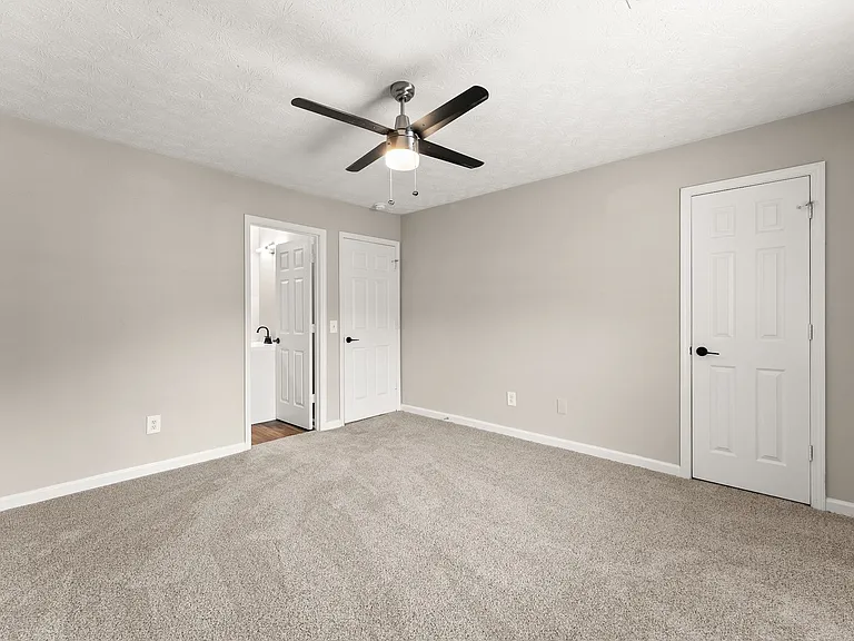Brookwood Townhomes — Photo 13