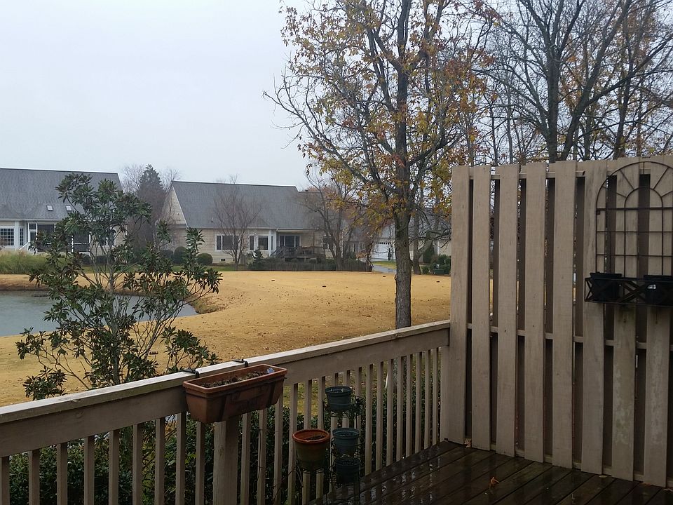 2nd image of 339 Hollybrook Dr