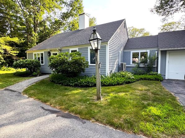 9 & 11 Oakview Dr