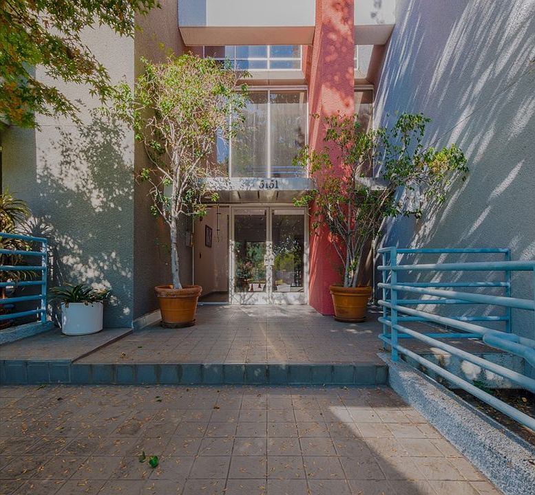 1st image of 5151 Balboa Blvd Unit 310