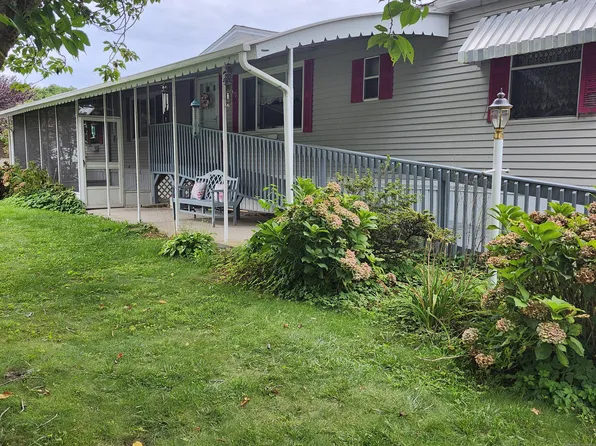 34 Loring Court, Wallingford, CT 06492