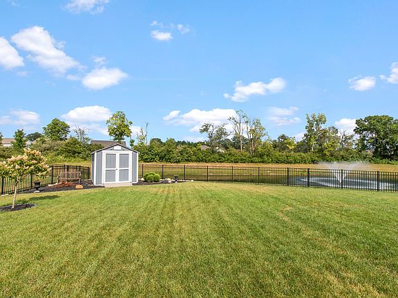2nd image of 2863 Simsbury Ln