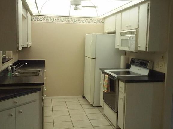 3rd image of 464 Circlewood Dr #L-13
