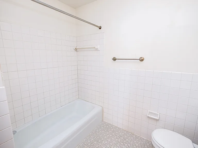 Longfellow Place — Photo 16