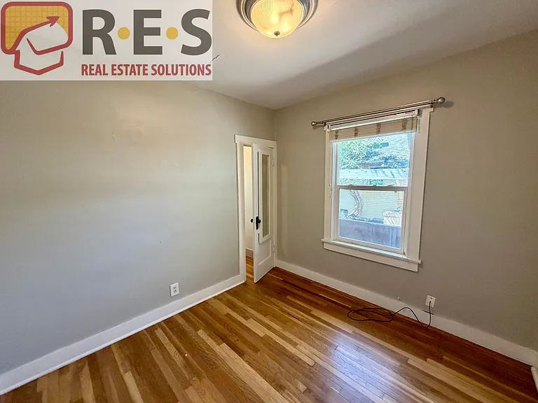 1146 Jackson St — Photo 9
