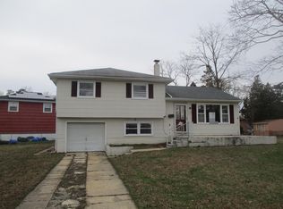 130 Colwick Dr, Somers Point, NJ 08244