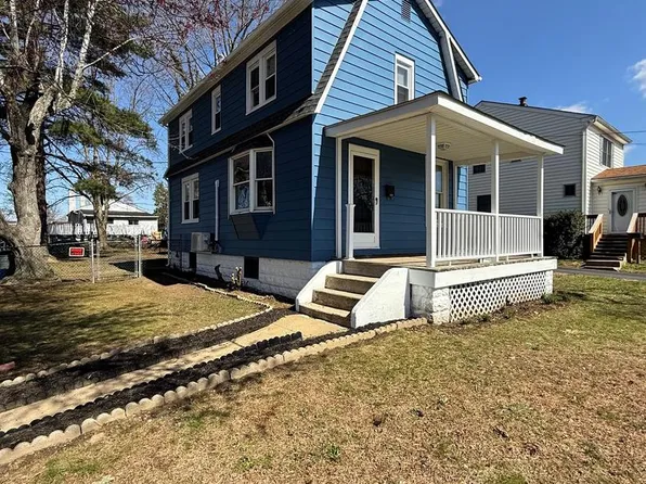 1042 Randall Ave, Upper Chichester, PA 19061