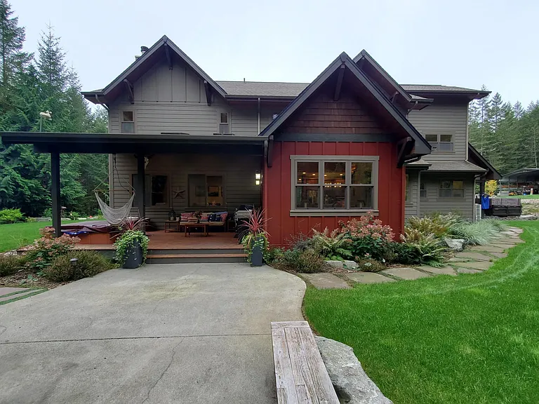 16291 Bay Ridge Dr NW — Photo 3
