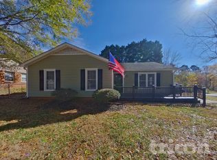 8129 Blairtree Ct, Charlotte, NC 28227