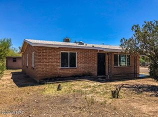 827 S Kroeger Ln, Tucson, AZ 85745