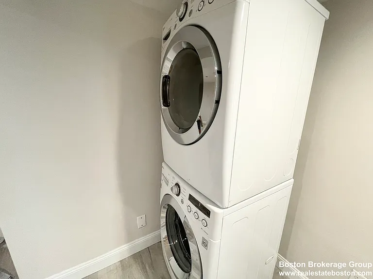 174 Bolton St #1 — Photo 7