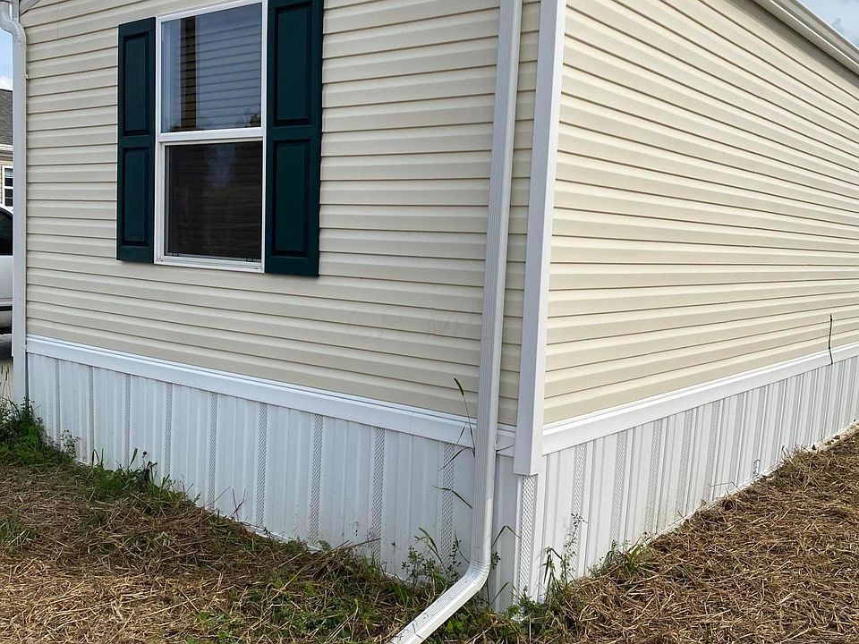 1st image of 209 Gloria Dr