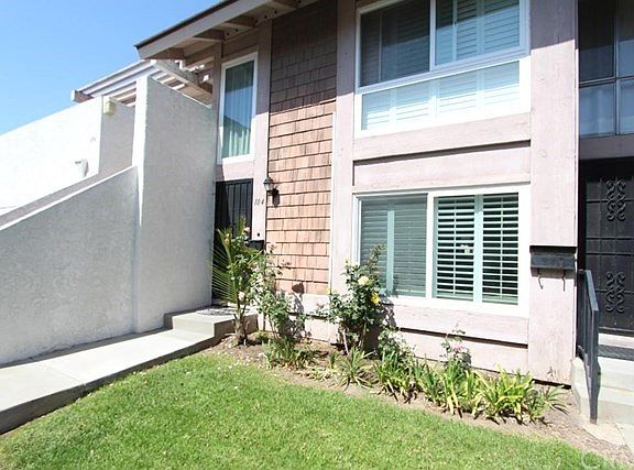 4th image of 104 Kazan St #47
