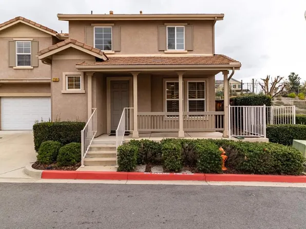 7283 Isabella Villa Ct, Highland, CA 92346