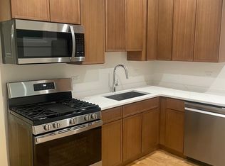 2841 N Avers Ave #1, Chicago, IL 60618