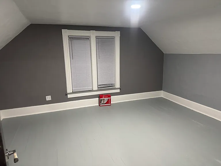2nd floor bed