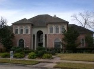 8207 Forest Gate Dr, Sugar Land, TX 77479